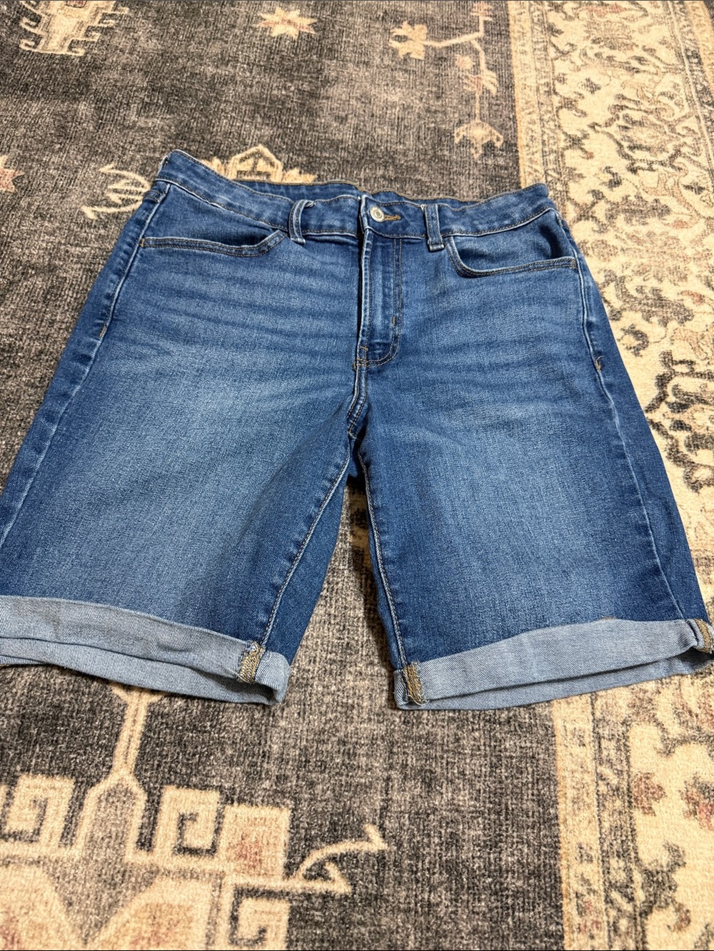 Old Navy Blue Rolled-Hem Denim Shorts